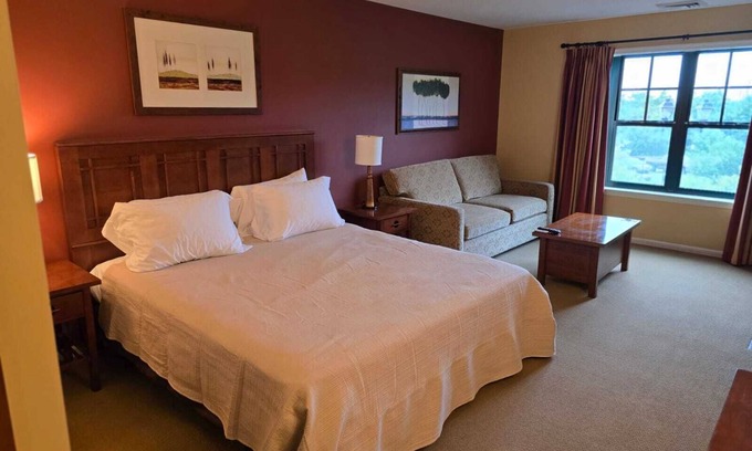 Vernon Condominio | Your Family Adventure Awaits in the Appalachian Hotel at Mountain Creek Resort!