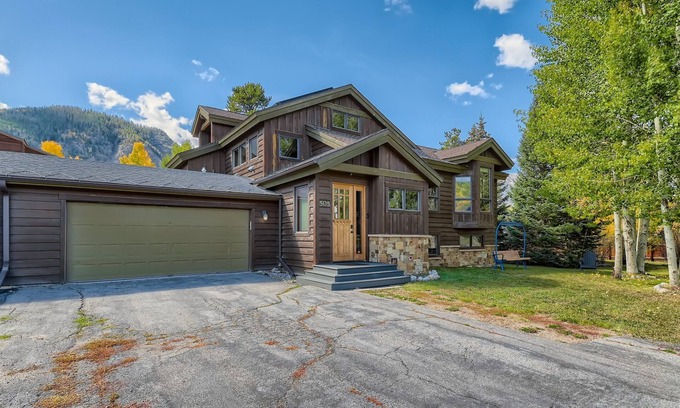 Frisco Casa | Your family mountain retreat, quiet side of Frisco