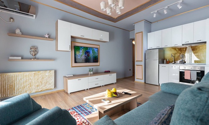 Constanta Apartamento | Your holiday home by the sea!
