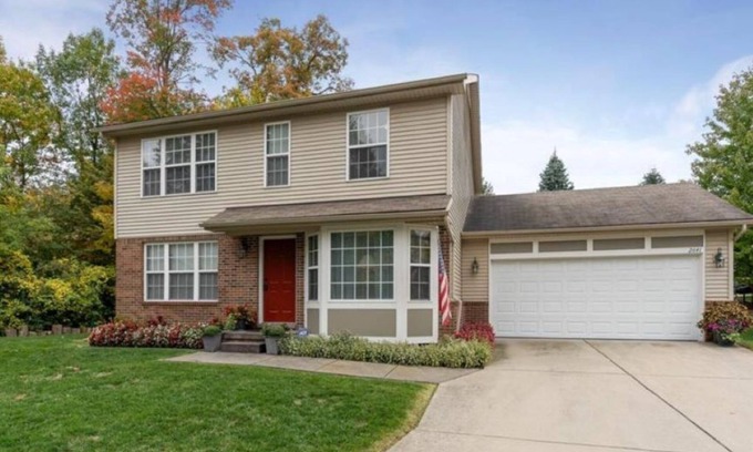 Auburn Hills Casa | Your home away from home!