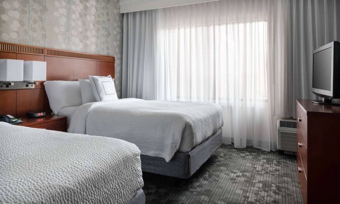 Camelback East Hotel | Your Home Away From Home! w/ Outdoor Pool, Close to Historic Heritage Square