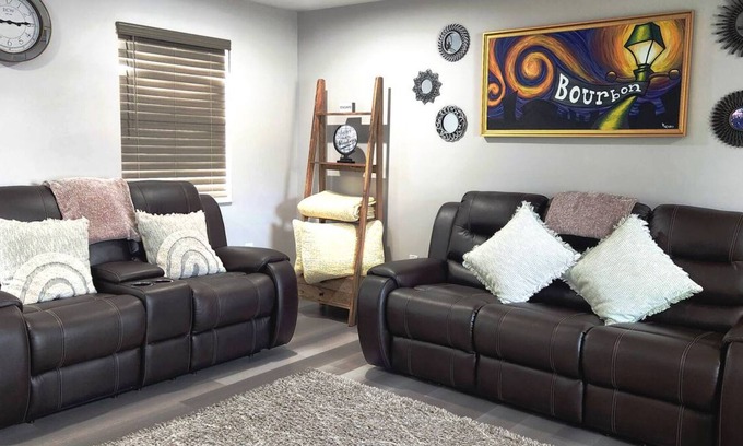 Kenner - Louis Armstrong International Airport Apartamento | Your home, away from home!