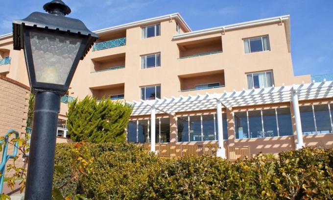 Avila Beach Complejo | Your Home Away From Home! 2 Relaxing Units with Kitchen, Pool, Free Parking