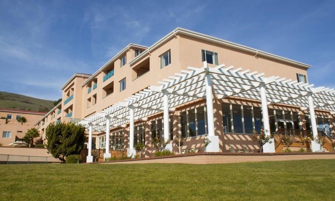 Avila Beach Complejo | Your Home Away From Home! 2 Classy Units, Onsite Swimming Pool, Free Parking