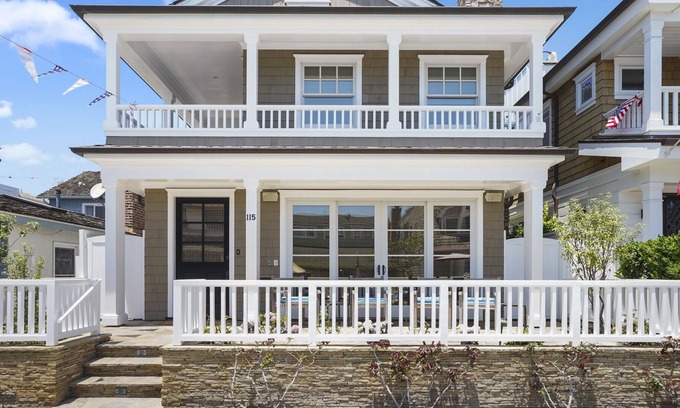 Balboa Island Casa | Your Island Dream Home Awaits You!