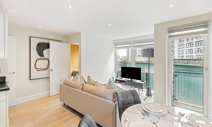 Elephant and Castle Apartamento | Your London Home: 1BR Flat with Modern Amenities