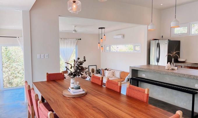 San Juan del Sur Villa | Your Maderas LUXURY SANCTUARY - AC, fast WIFI, Walk to Surf/Beach