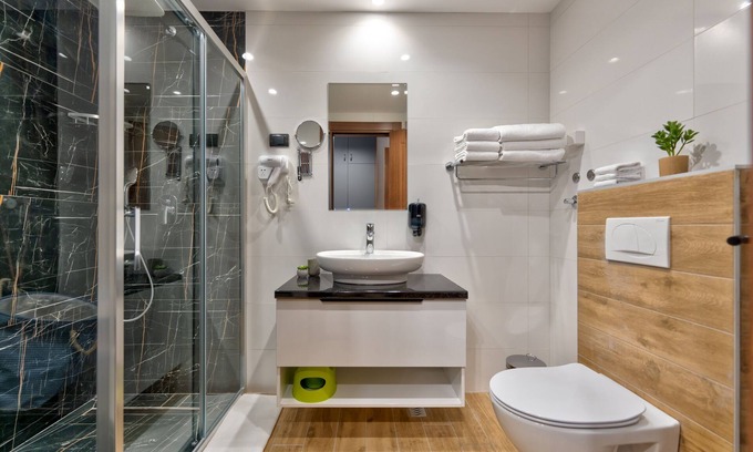 Zlatibor Casa | Your Oasis - Private Apt in Zlatibor's Finest 5-Star Spa Hotel - Family Getaway