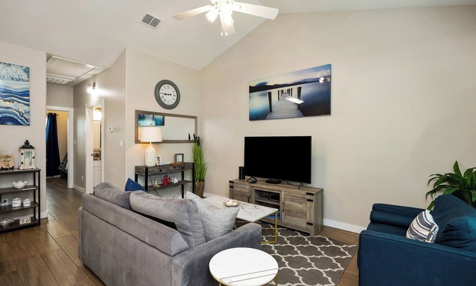 Corpus Christi Casa | Your Perfect Beachy Escape is Here Just Steps From the Shore!
