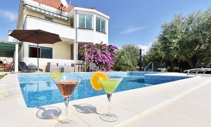 Znjan Villa | Su perfecto Dálmata de vacaciones