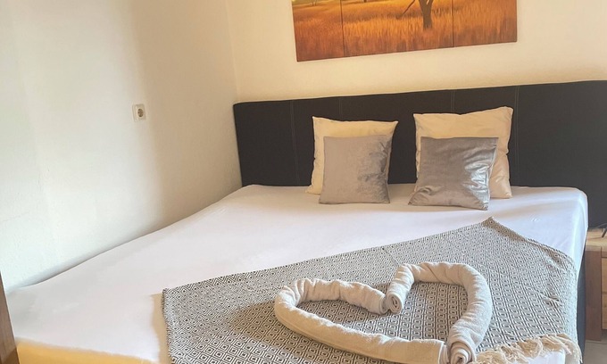 Ruesselsheim Apartamento | Your Perfect Getaway Right Next to Frankfurt Airport and Russelsheim Station