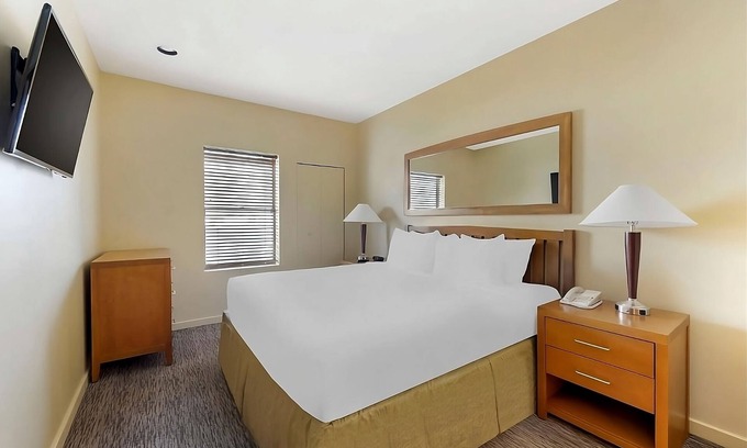 Enterprise Hotel | Your Resort in Vegas Near the Strip:Explore,Relax!Swim,Onsite Pool!2 Units