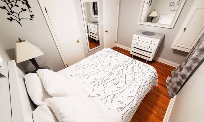 Sarnia Casa | Your Sarnia "Home away from Home" is right here!