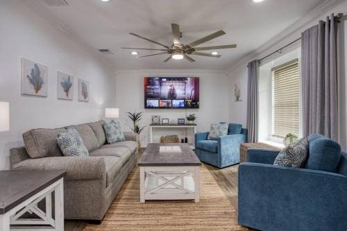 Bay Area Casa | Your Seaside Sanctuary on Ocean Drive Awaits