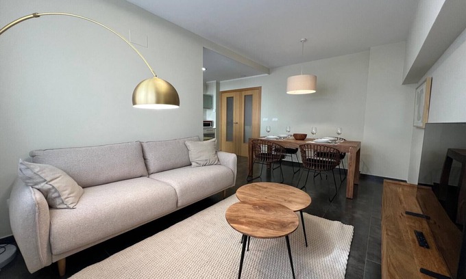 Ourense Apartamento | YourHouse Lagoa apartment