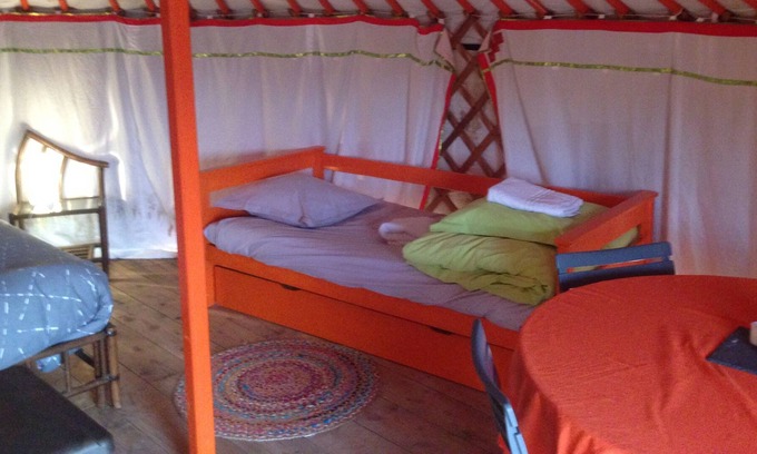 Saint-Leger-sur-Dheune Alquiler De RV | Yourte Mongole