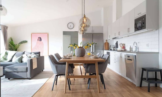 Bastad Condominio | Youthful 3BR Flat w Balcony and Hobby Game Board
