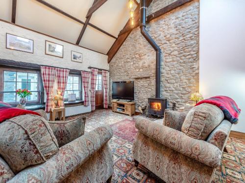 Pentrefelin Casa | Yr Hen Efail