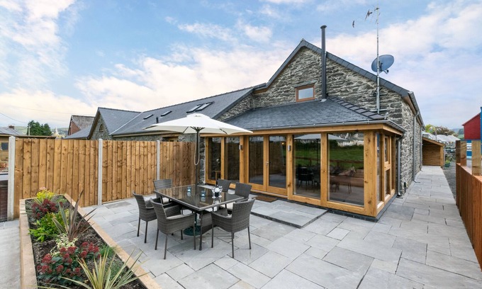 Llanycil Casa | Ysgubor Llew Coch - Tres Habitaciones Casa, Capacidad 6