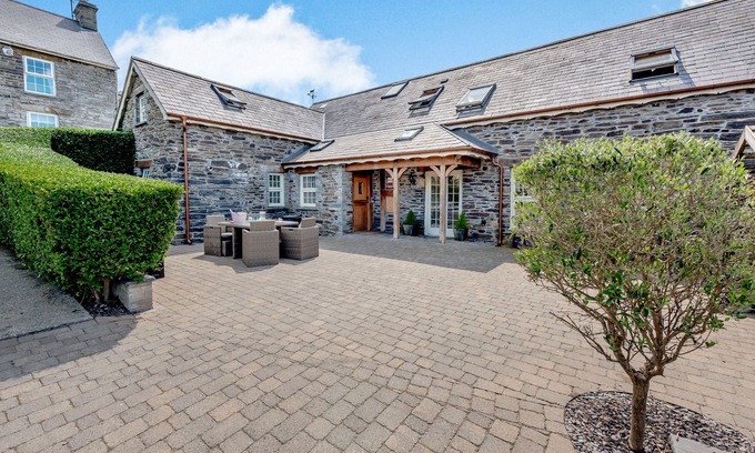 Newcastle Emlyn Cabaña | Ysgubor Uchaf, NEWCASTLE EMLYN