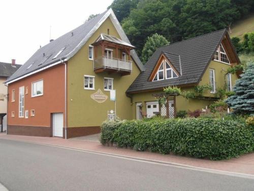 Bruchweiler-Baerenbach Casa | Yuan Comfortable holiday residence