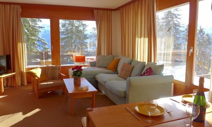Randogne Apartamento | Yuca B Apt. 28 by Interhome