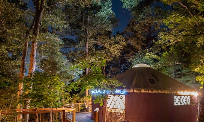 Holts Summit Cabaña | Yurt Floating in the Forest