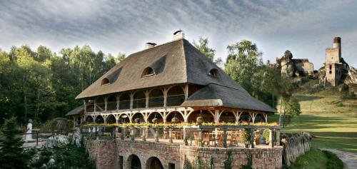 gmina Olsztyn Hotel | Zabytkowy Spichlerz w Olsztynie koło Częstochowy