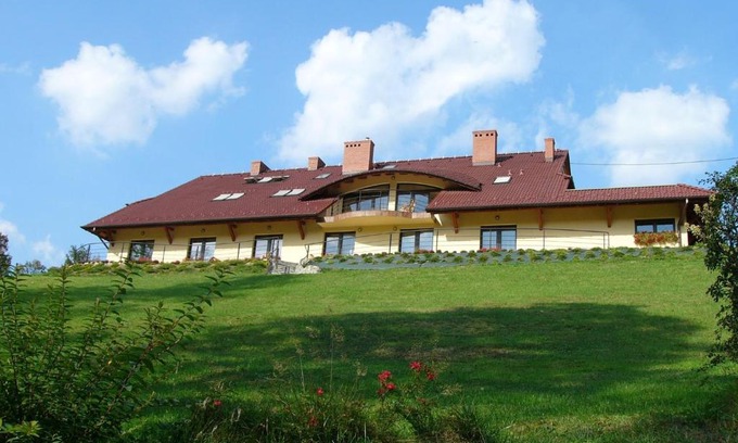 Mszana Dolna Casa | ZAGÓRZANKA Pensjonat Rehabilitacyjno-Rekreacyjny SiS Dziadkowiec - Spółka Jawna