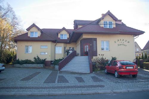 Zary Casa | Zajazd Zacisze