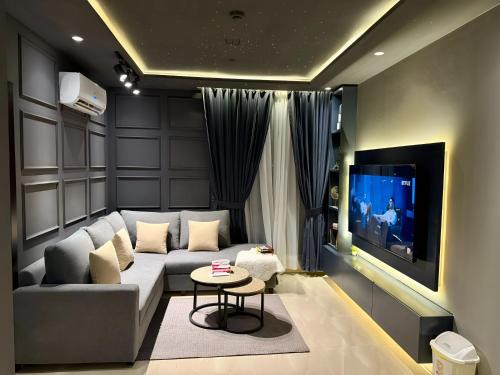 Lahore Apartamento | Zameen Aurum Prestige Luxurious Family Apartments Gulberg Lahore