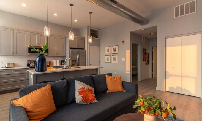 Over-the-Rhine Apartamento | ZANGO: Explore OTR/Downtown from a Renovated Condo