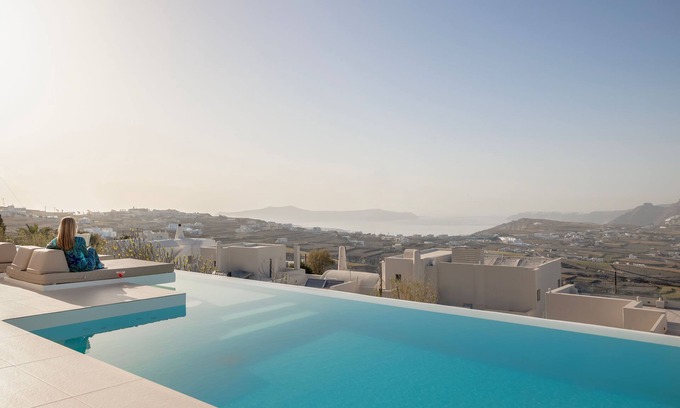 Pyrgos Casa | Zannos Luxury Suites by Zannos Collection