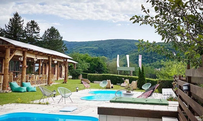 Mladenovac Cama Y Desayuno | Zdravkovac Country Club