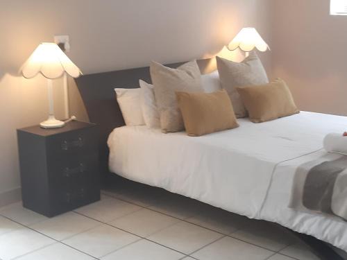 Van Dyks Bay Apartamento | Zeezicht Unit with seaview from terrace