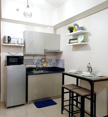 San Lorenzo Apartamento | Zeke Suite At Beacon Tower Amorsolo unit 2330