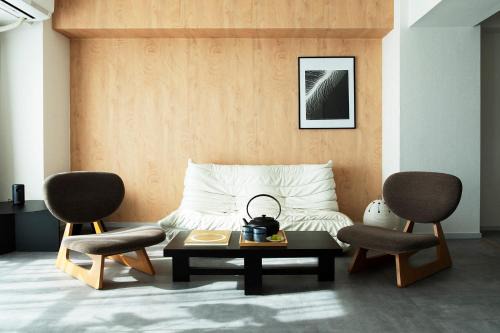 Kabukicho Apartamento | Zen apartment in central Tokyo