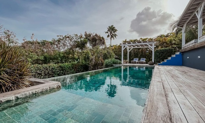 Saint-Francois Villa | Zen Villa en zona residencial