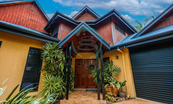 Durack Alquiler De RV | ZenLux (Durack) Picturesque & Tranquil ~ Pool ~ BBQ ~ Golf Course!