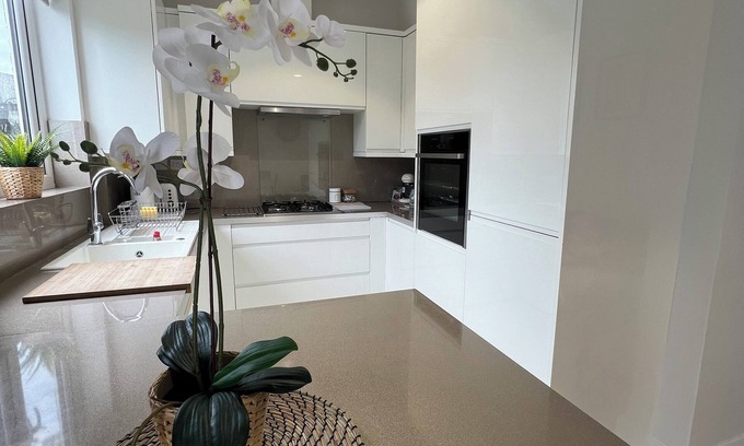Woodhouse Apartamento | Zenobia London Luxury Apartments Flat 2
