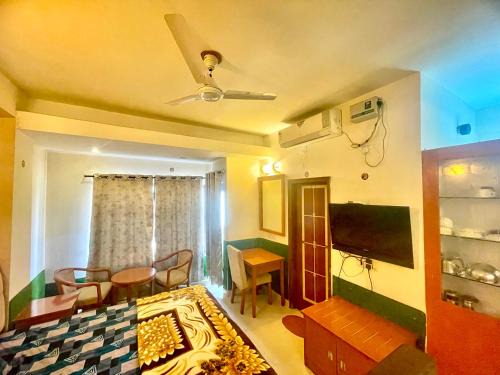 Vrindavan Apartamento | ZenRoofs- Brij Bhumi Haven