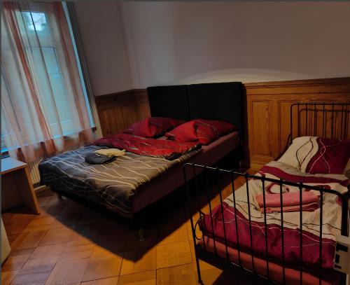 Solothurn Casa | Zentrales Zimmer im 1OGC 2 Gehminuten zum Bahnhof Solothurn