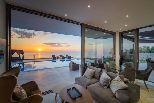 Agios Nikitas Villa | Zenvillas