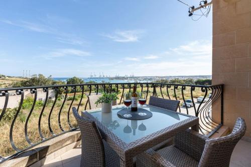 Marsaxlokk Apartamento | ZER- Spacious House with Terrace and Views