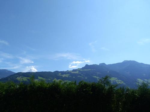 Hippach Apartamento | Zillertal Apartment mit Traumausblick - Haus Kirchler