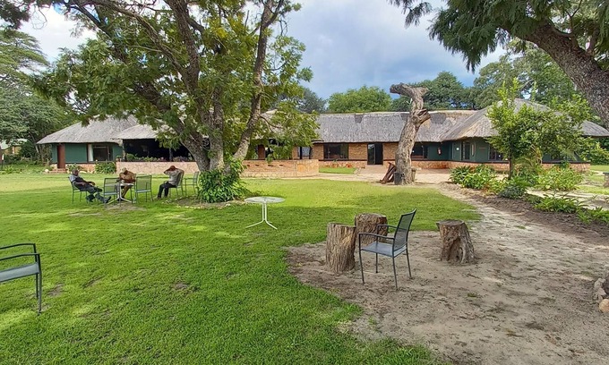 Hammanskraal Cama Y Desayuno | ZIMPARKS BOOKINGS