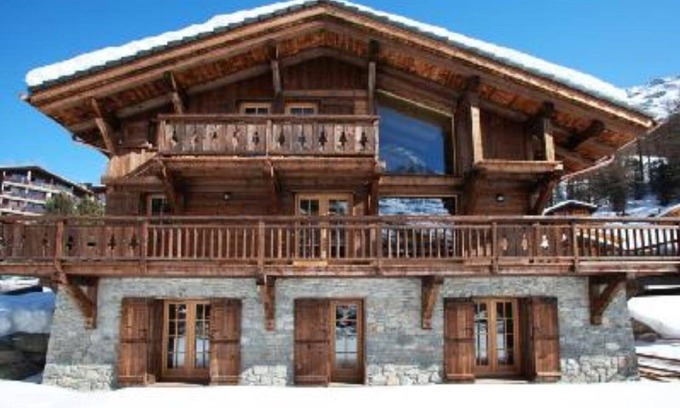Zinal Chalet De Esquí | bañera de hidromasaje, sauna, chimenea, terraza, perros, chalet de lujo en Zinal / Grimentz