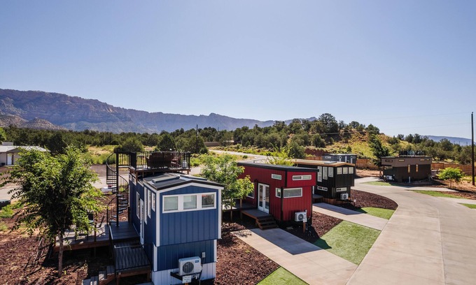 Apple Valley Cabina | Zion's Tiny Getaway