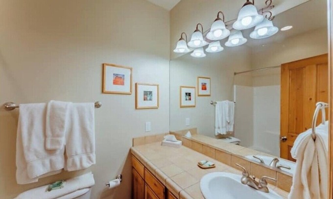 Zion National Park East Entrance Cabina | Zion Views- Casa De Canyon+ Resort Access