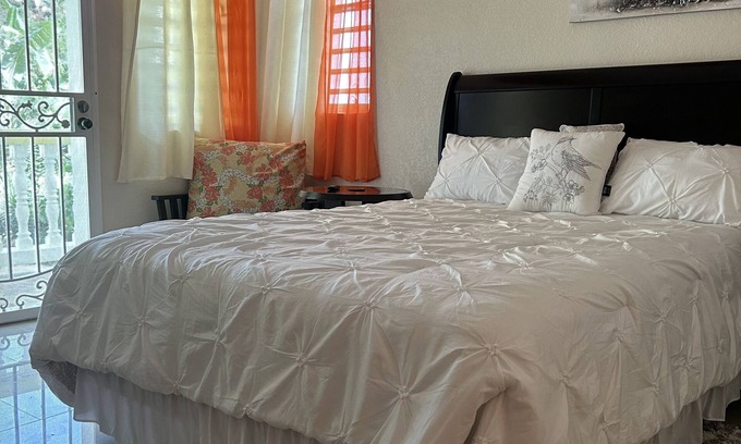 Estate Lilliendal and Marienhoj Apartamento | Zoë Oasis - The Ideal Couple’s Choice & #1 Wholesome Getaway 🤍